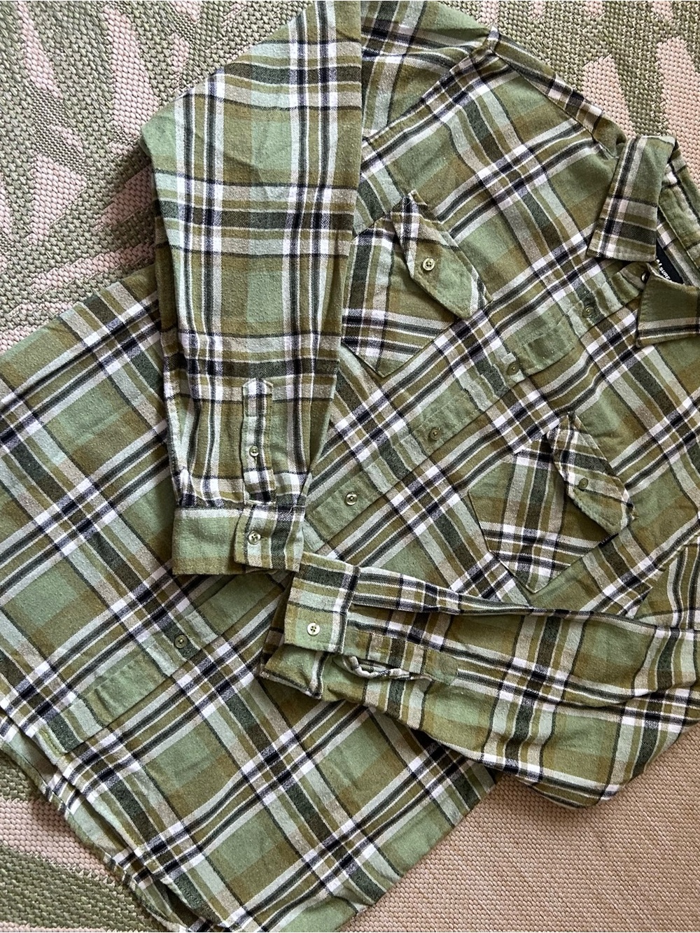 Molokai Surf Co Olive Plaid Casual Button-Down Flannel Shirt